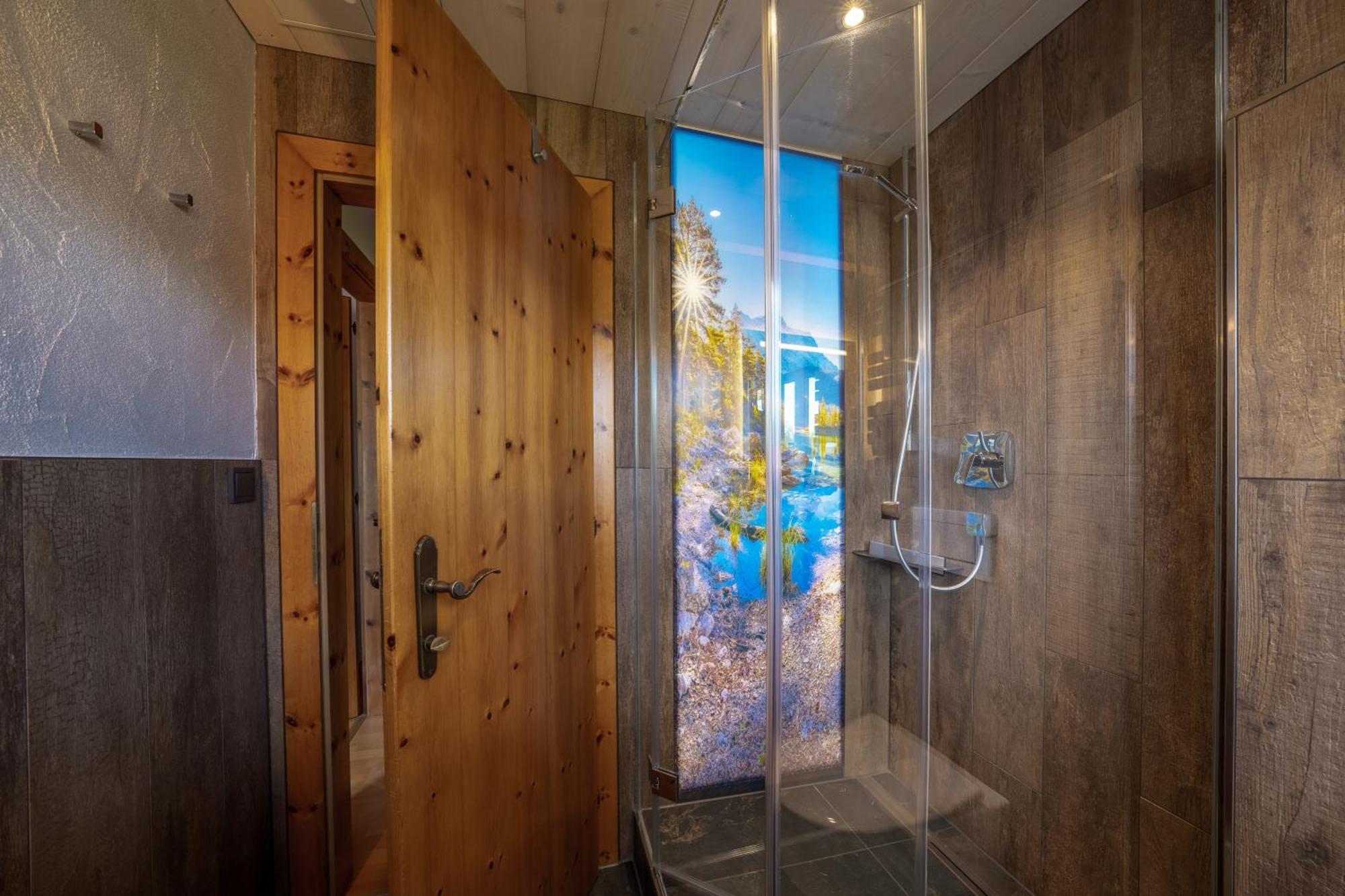 Pensjonat Gaestehaus Alpina *